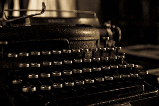 old-typewriter