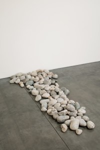 ONO_Stone-Piece_v2_photo-Pierre-Le-Hors-600x900